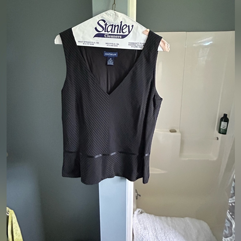Ann Taylor Black Fitted Peplum Tank Top